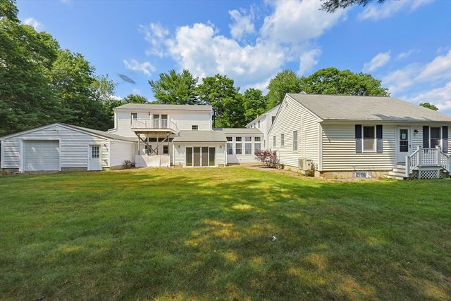 9 Northville Ave, East Bridgewater, MA 02333
