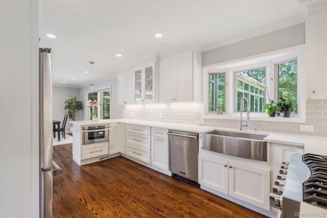 9 Rock Hill Lane, Scarsdale, NY 10583