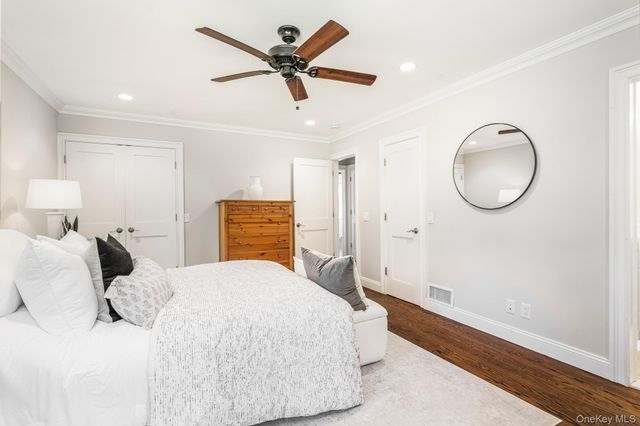 9 Rock Hill Lane, Scarsdale, NY 10583