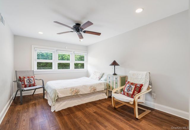 9 Rock Hill Lane, Scarsdale, NY 10583