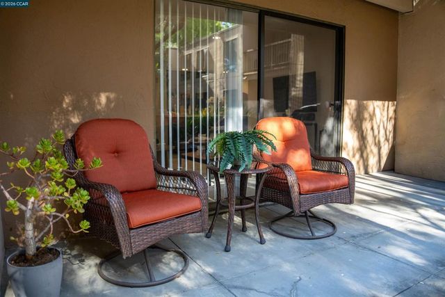 440 N Civic Dr 201, Walnut Creek, CA 94596