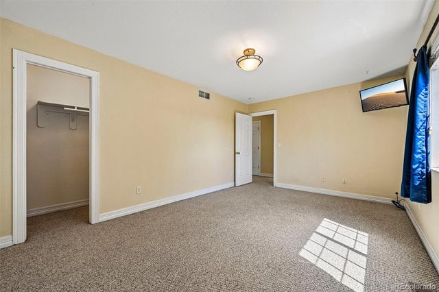 324 S Ames Street, Lakewood, CO 80226