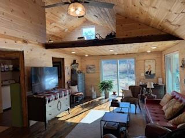 1638 New Stansbury Rd, Turtletown, TN 37391