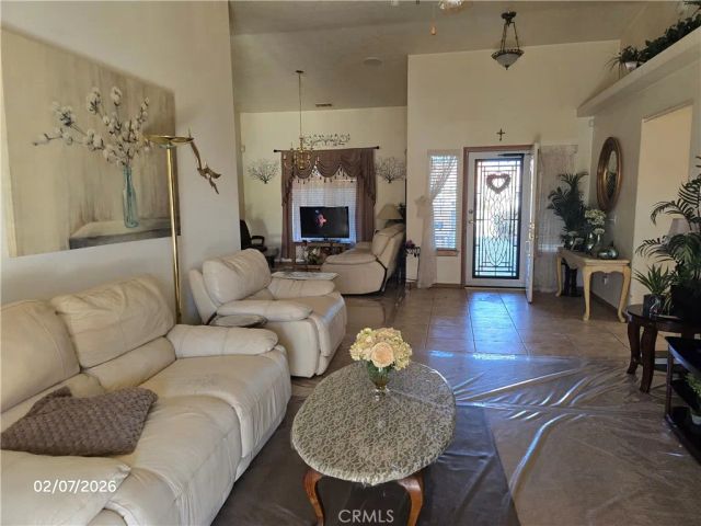 12720 Yorkshire, Apple Valley, CA 92308