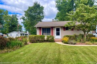 374 W Grand Traverse Street, Commerce Twp, MI 48382