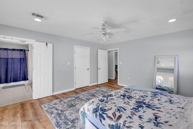 11340 County Farm Road, Gulfport, MS 39503