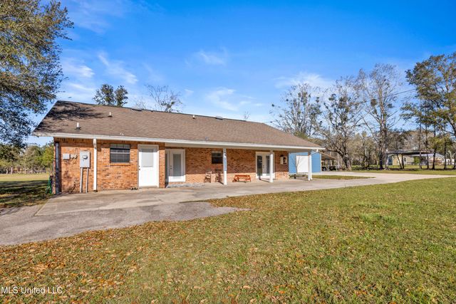 11340 County Farm Road, Gulfport, MS 39503