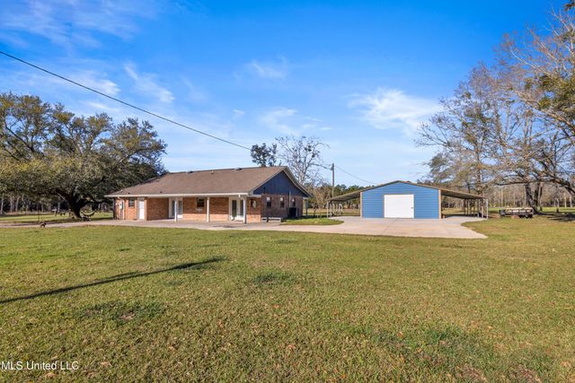 11340 County Farm Road, Gulfport, MS 39503