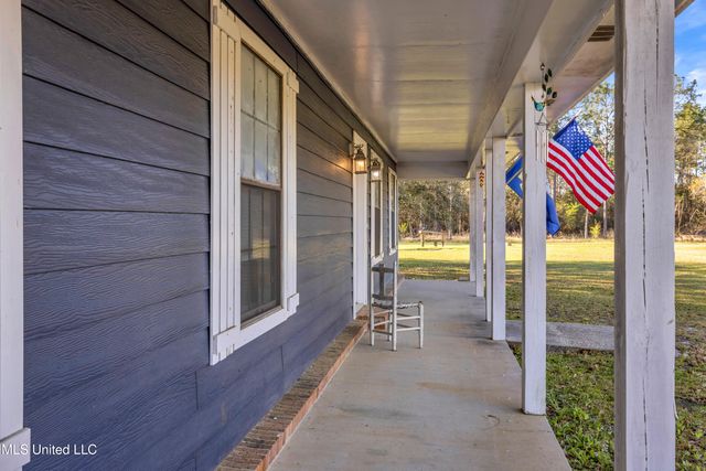 11340 County Farm Road, Gulfport, MS 39503