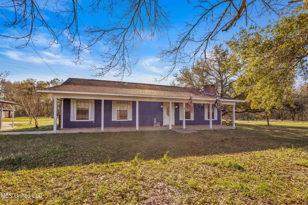 11340 County Farm Road, Gulfport, MS 39503