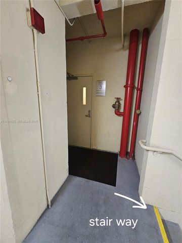 7350 SW 89th St 315S, Miami, FL 33156