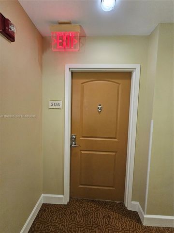 7350 SW 89th St 315S, Miami, FL 33156