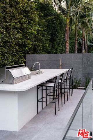 810 N Orlando Avenue, West Hollywood, CA 90069