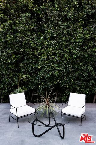 810 N Orlando Avenue, West Hollywood, CA 90069