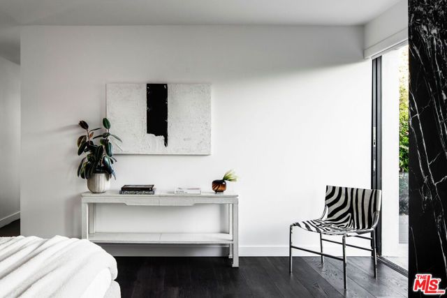 810 N Orlando Avenue, West Hollywood, CA 90069