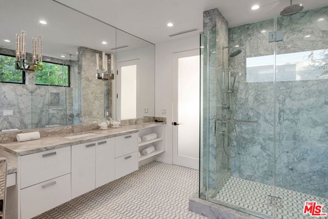810 N Orlando Avenue, West Hollywood, CA 90069