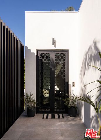810 N Orlando Avenue, West Hollywood, CA 90069