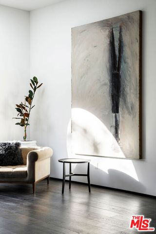 810 N Orlando Avenue, West Hollywood, CA 90069