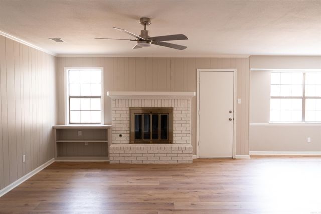 9314 Timber Valley Rd, Little Rock, AR 72204