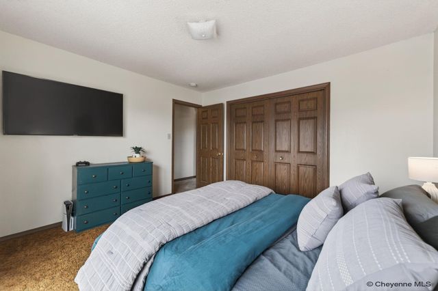 6010 OSAGE AVE, Cheyenne, WY 82009