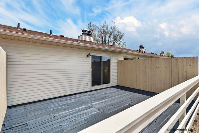 6010 OSAGE AVE, Cheyenne, WY 82009