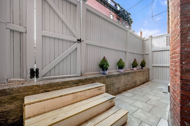 195 Beacon Street 2, Boston, MA 02116