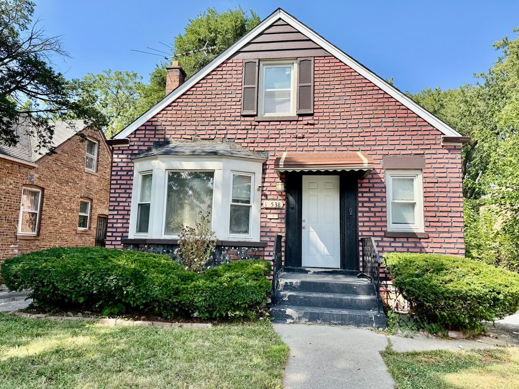 10538 S Aberdeen Street, Chicago, IL 60643