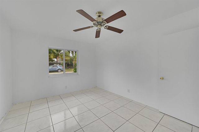 3280 NE 15th Ave, Oakland Park, FL 33334
