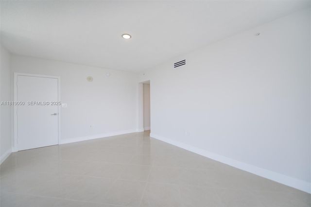 16699 Collins Avenue 2107, Sunny Isles Beach, FL 33160
