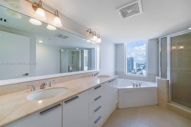 16699 Collins Avenue 2107, Sunny Isles Beach, FL 33160