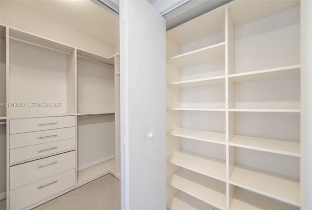 16699 Collins Avenue 2107, Sunny Isles Beach, FL 33160