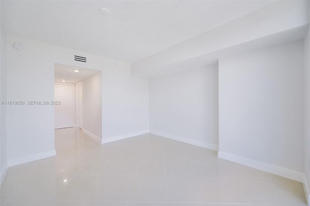 16699 Collins Avenue 2107, Sunny Isles Beach, FL 33160
