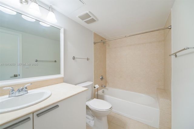 16699 Collins Avenue 2107, Sunny Isles Beach, FL 33160