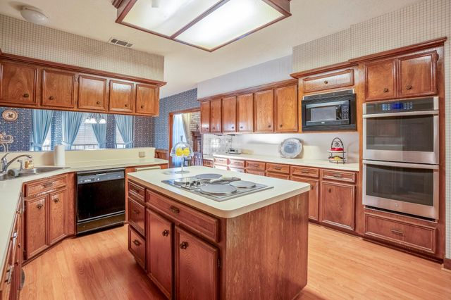 8417 Crescent Wood Lane, Spring, TX 77379