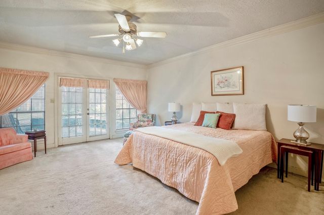 8417 Crescent Wood Lane, Spring, TX 77379
