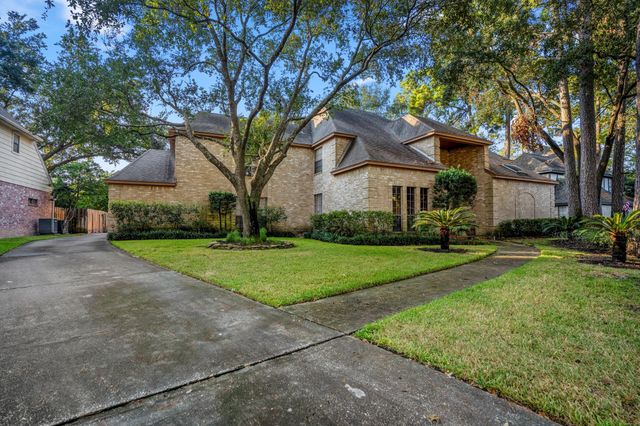 8417 Crescent Wood Lane, Spring, TX 77379