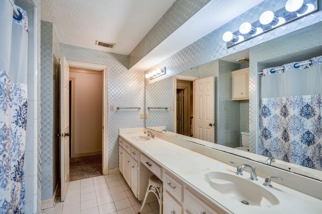 8417 Crescent Wood Lane, Spring, TX 77379