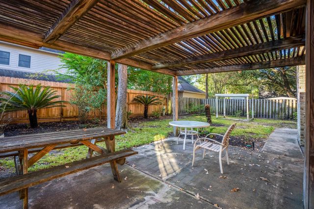 8417 Crescent Wood Lane, Spring, TX 77379