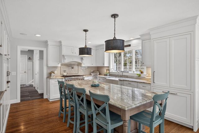 8 Captains Walk, North Chatham, MA 02650