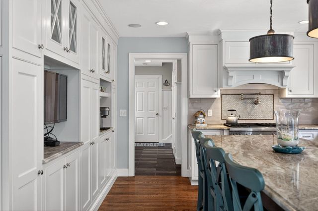 8 Captains Walk, North Chatham, MA 02650