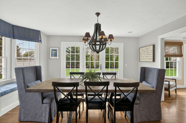 8 Captains Walk, North Chatham, MA 02650