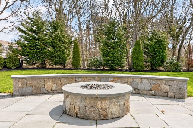 8 Captains Walk, North Chatham, MA 02650