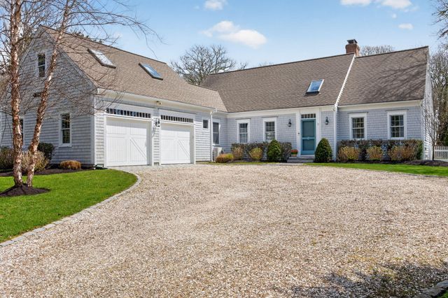 8 Captains Walk, North Chatham, MA 02650