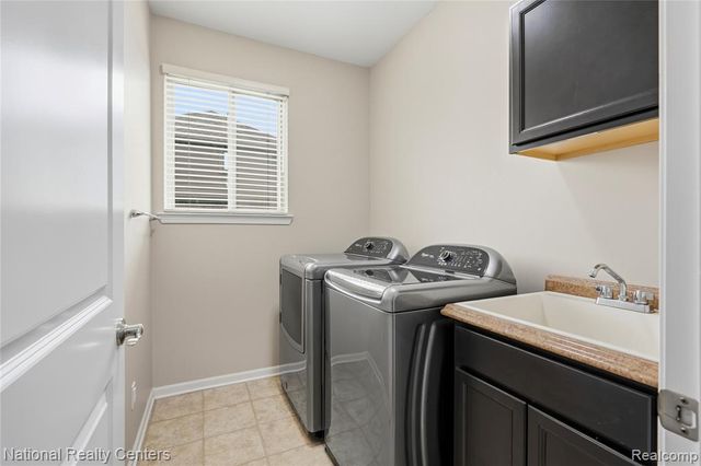 52347 Ferndale Drive, Northville, MI 48167
