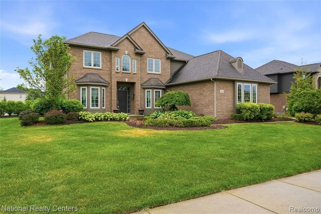 52347 Ferndale Drive, Northville, MI 48167