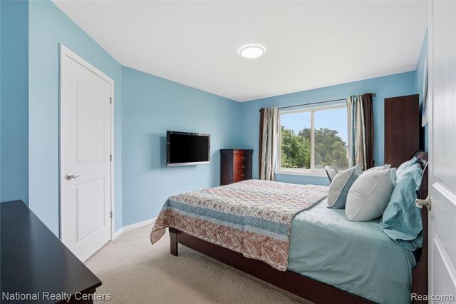 52347 Ferndale Drive, Northville, MI 48167