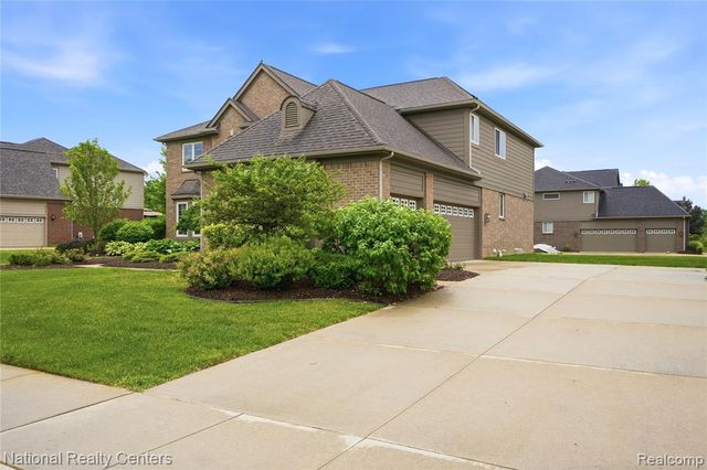 52347 Ferndale Drive, Northville, MI 48167