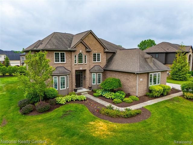 52347 Ferndale Drive, Northville, MI 48167
