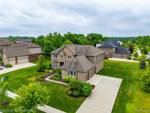 52347 Ferndale Drive, Northville, MI 48167