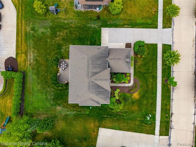 52347 Ferndale Drive, Northville, MI 48167
